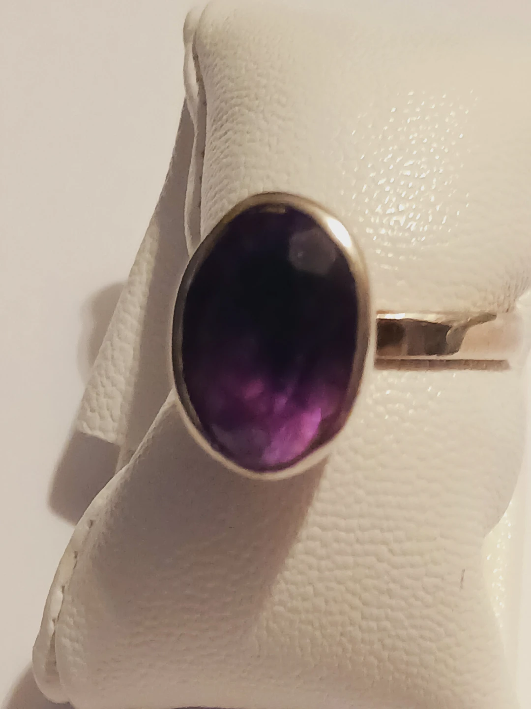 Sterling Silver Amethyst Stone Ring.  Size 7. - photo 3