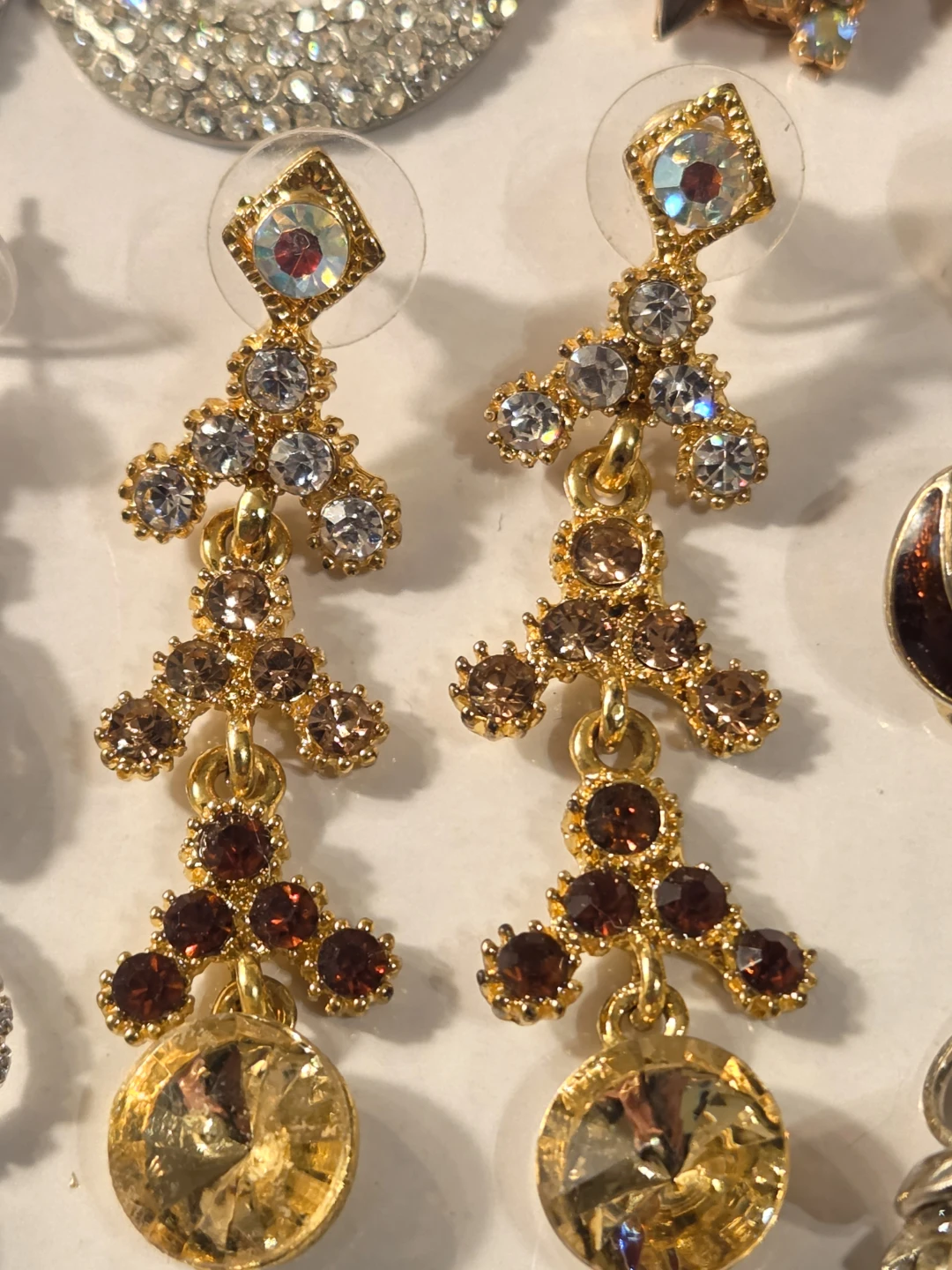 Assorted lot of statement earrings - photo 2