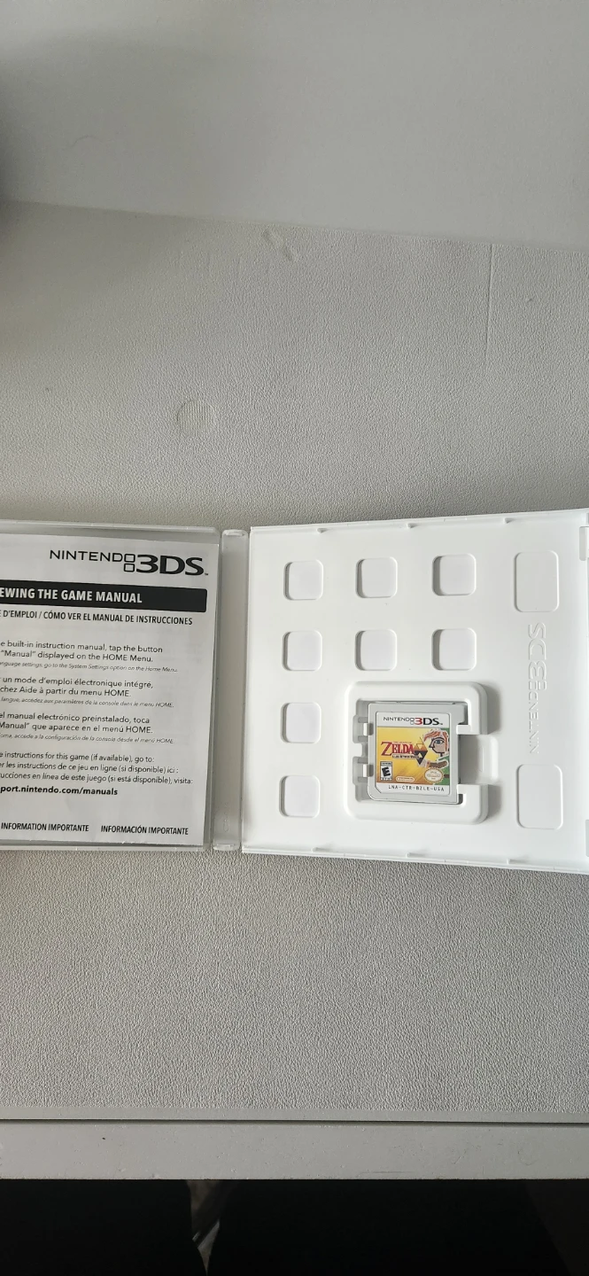 The Legend of Zelda: A Link Between Worlds Nintendo 3DS - photo 2