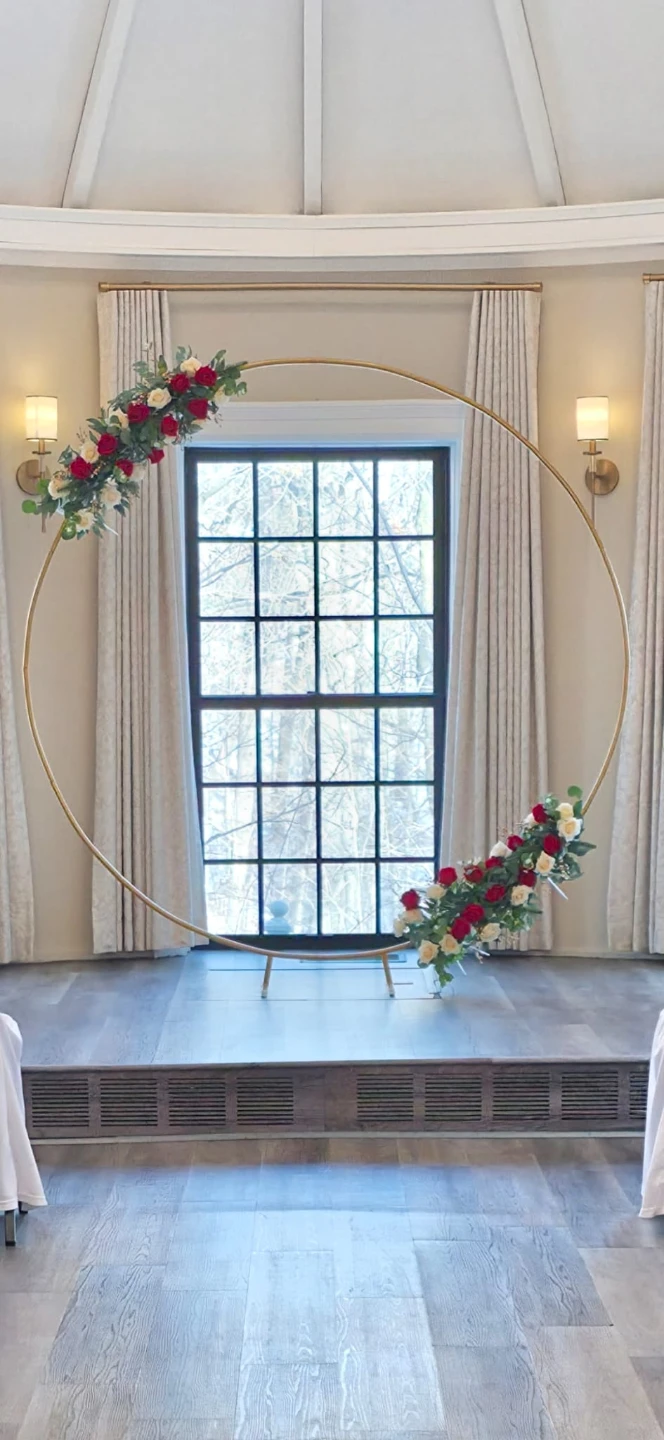 Gold Circular Wedding Arch - photo 2