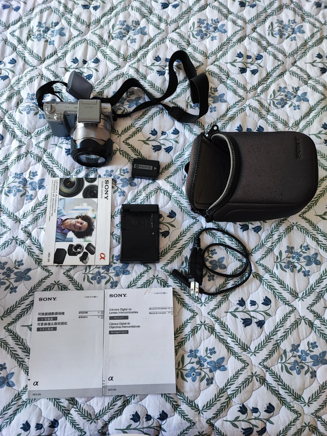 Sony Alpha NEX-5N Mirrorless Camera Silver - photo 2