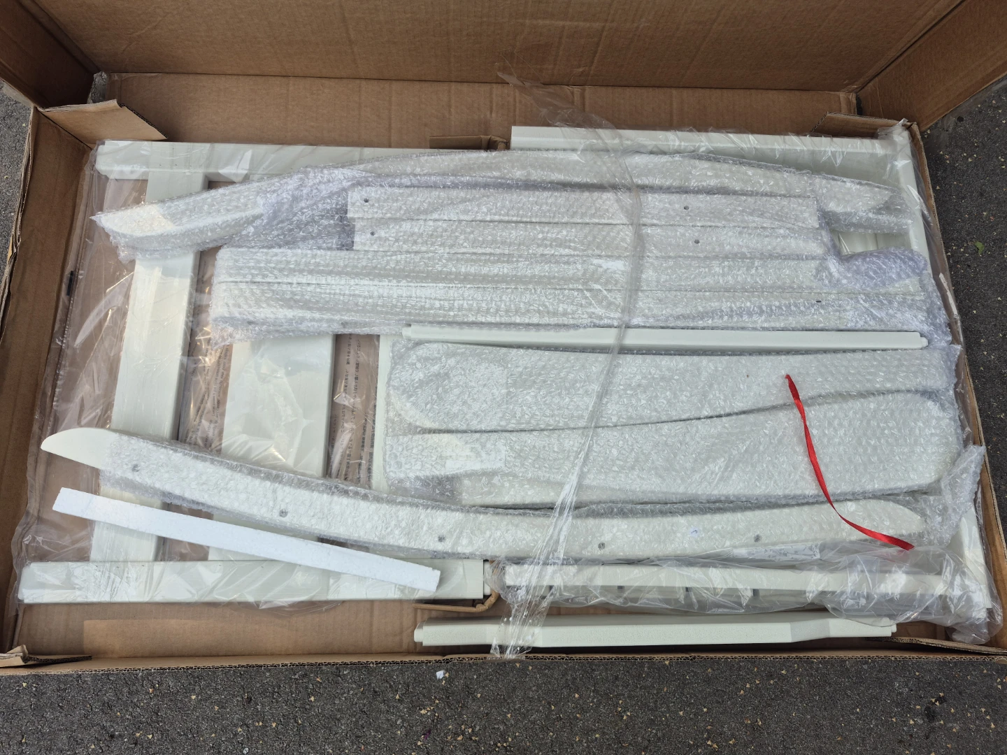 HDPE Rocking Chair - White new  in box - photo 2