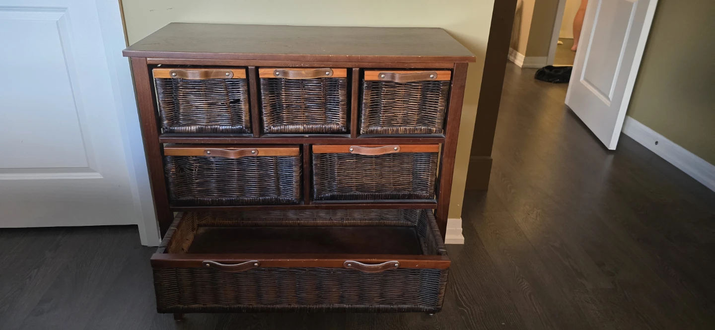 Wooden Chest of Drawers with Wicker Baskets - photo 3
