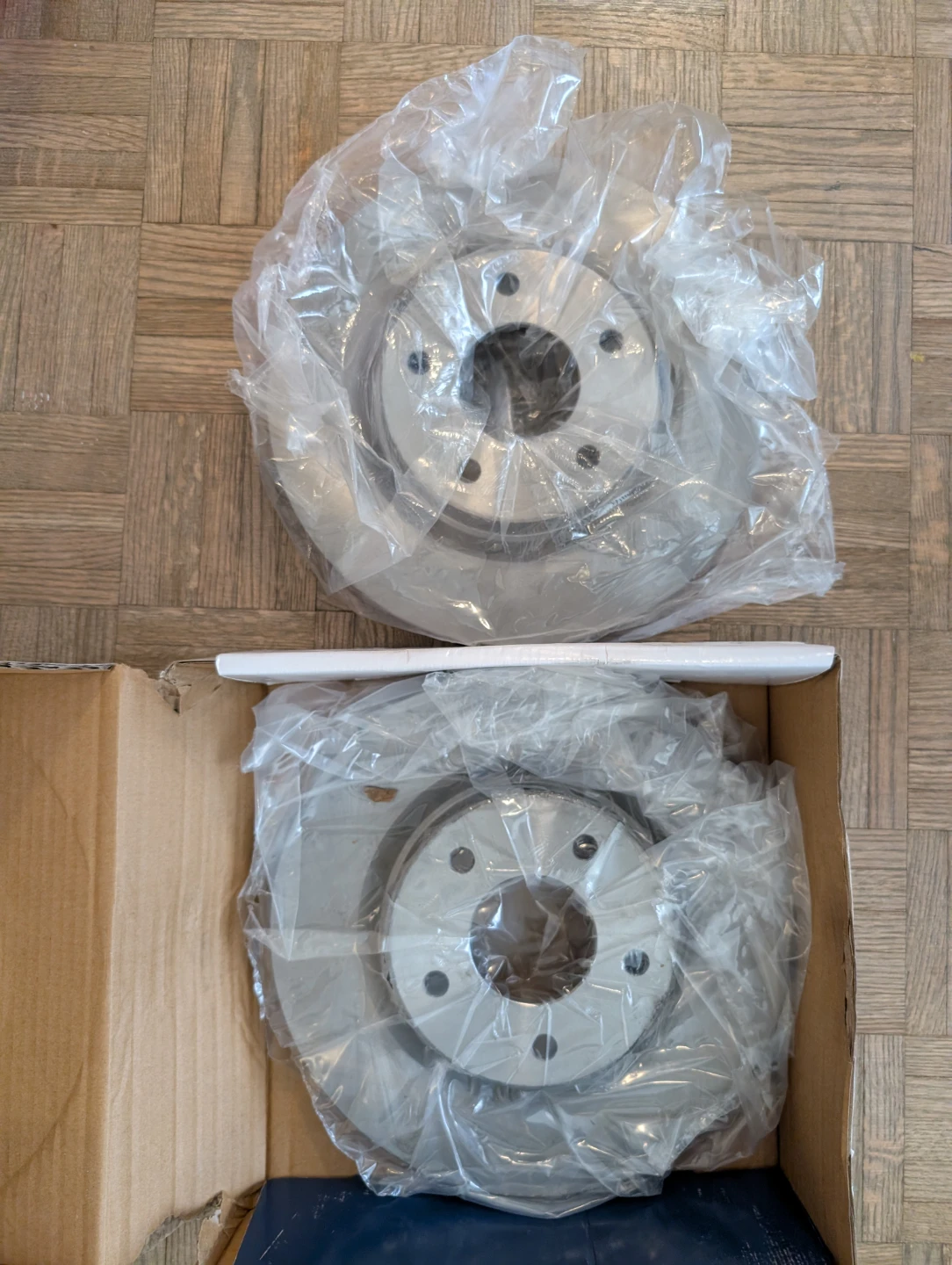Detroit Axle Premium Brake Rotors and Brake Pads Set - photo 2