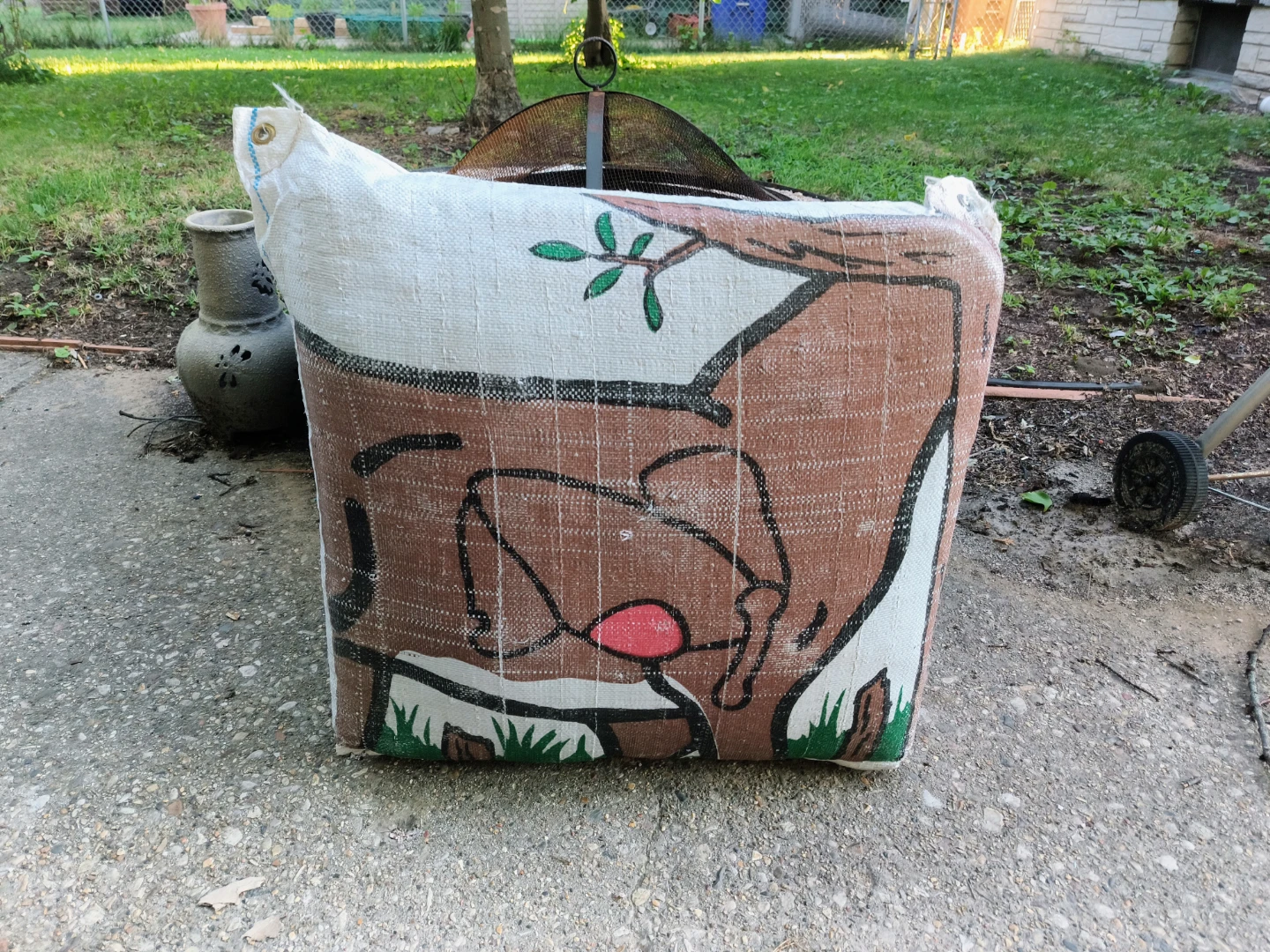 Archery Target bag used 27 x23 x 7 - photo 2