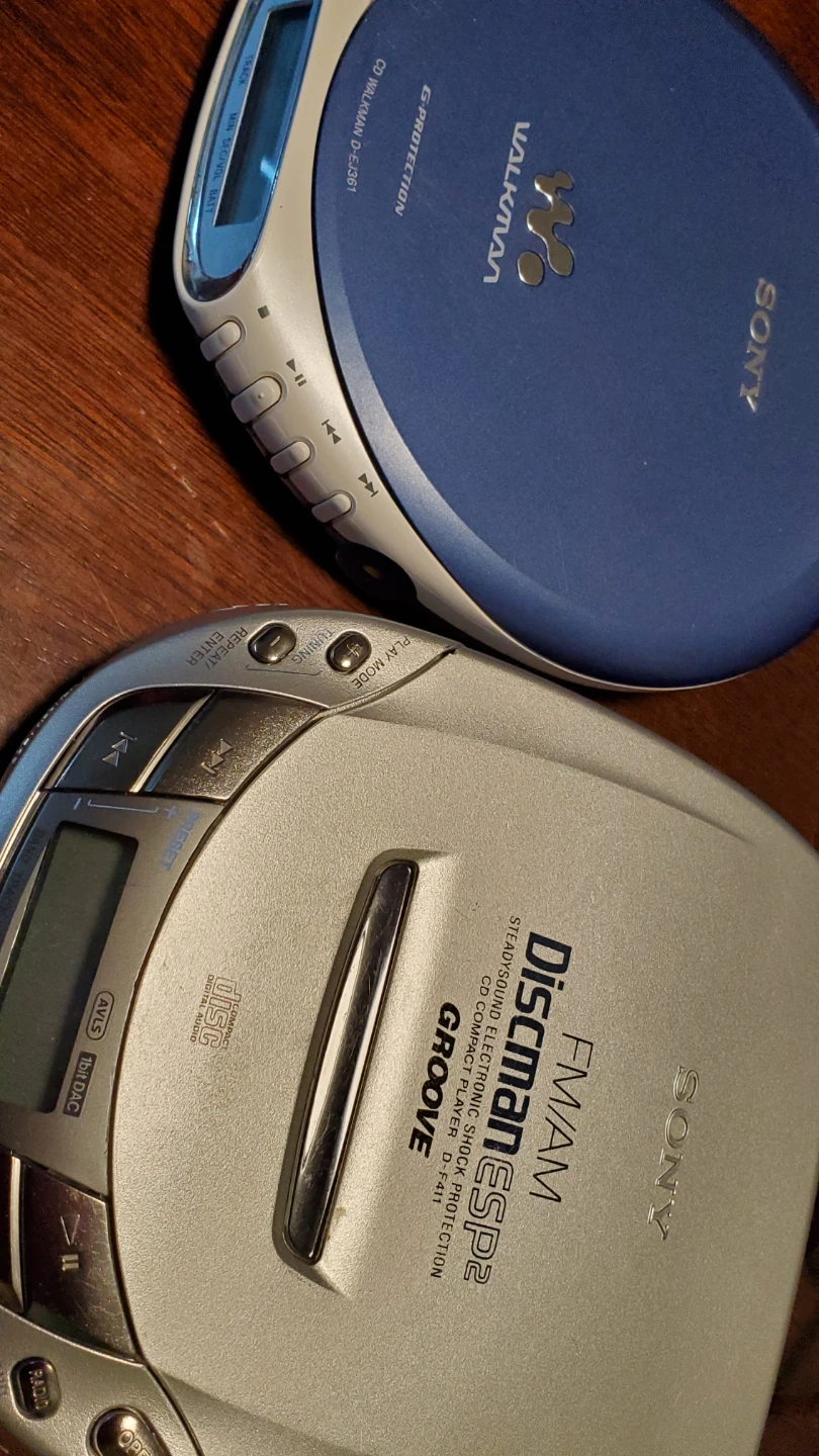 Sony Discman ESP2 CD Player D-F411