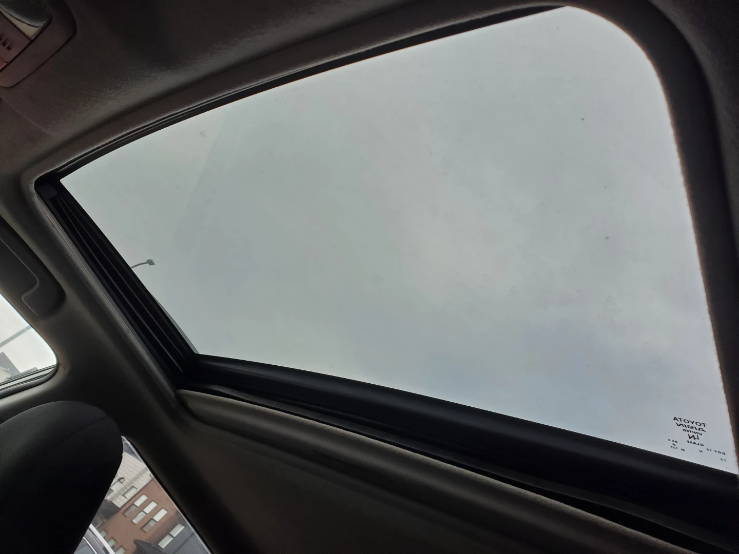 2010 Toyota RAV4 V6 SUV - photo 5