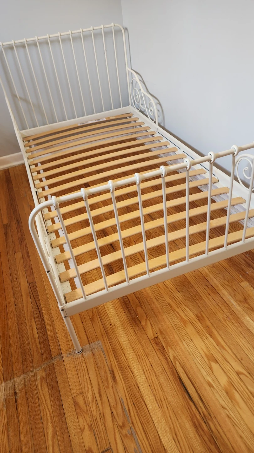 White Metal Twin Bed Frame with Slatted Base - photo 2