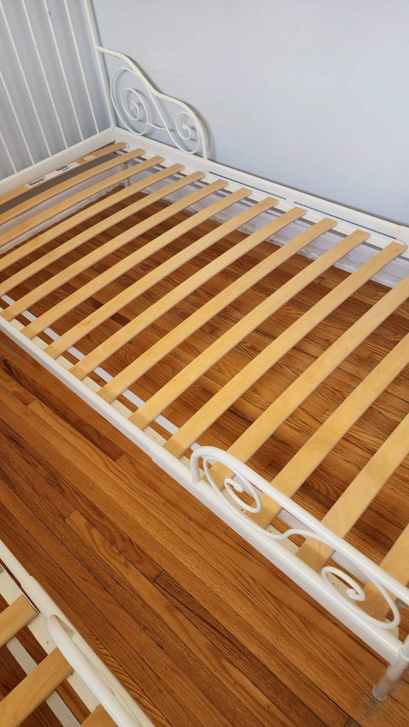 White Metal Twin Bed Frame with Slatted Base - photo 3