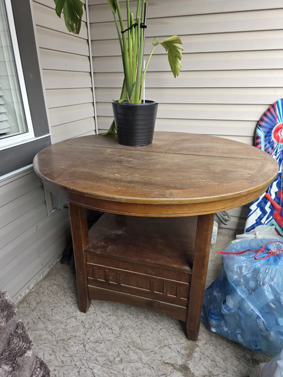 Round Wooden Table with Shelf - photo 2