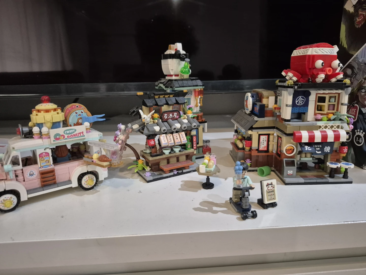 Building Block Toy Set - Donut Van & Japanese Street Food Stalls