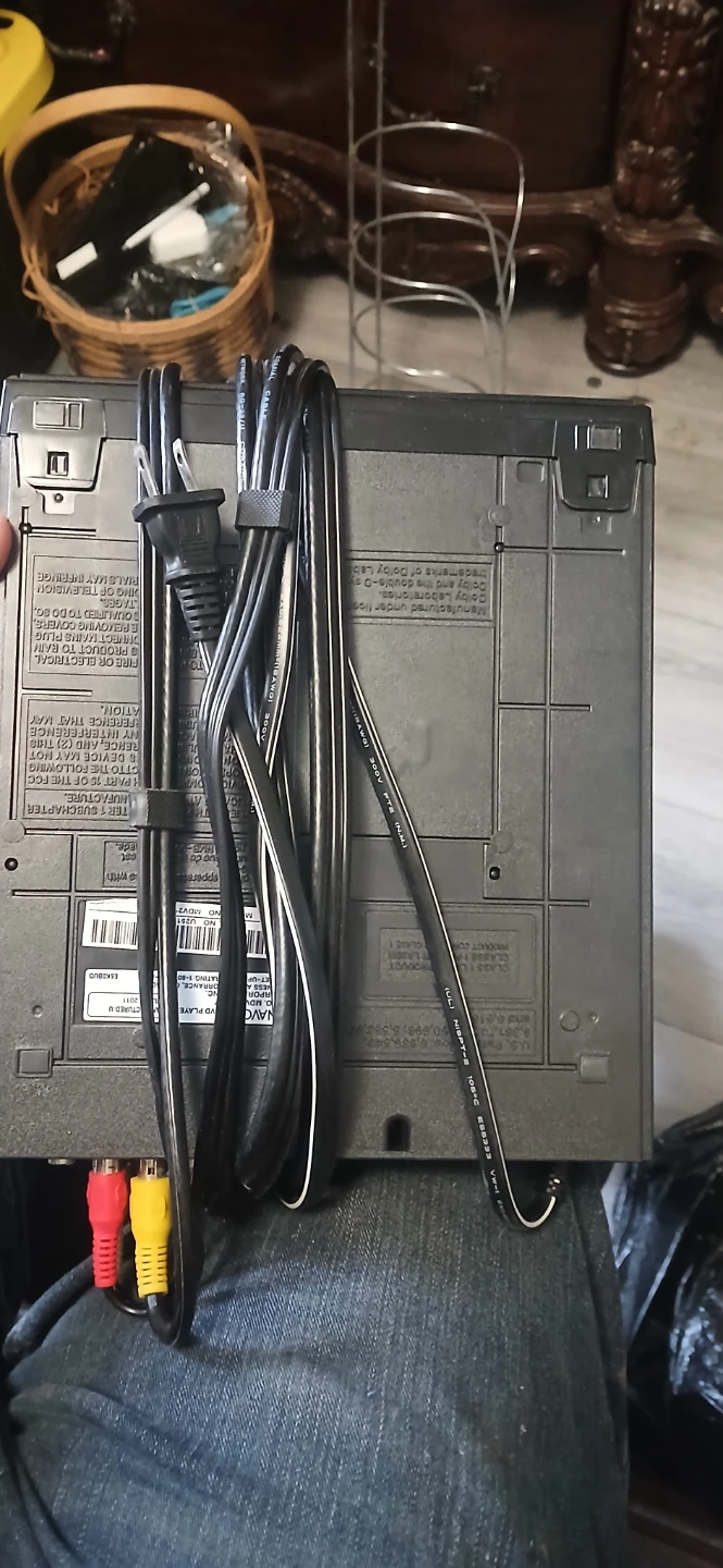 Magnavox DVD Player MDV2500 - photo 5