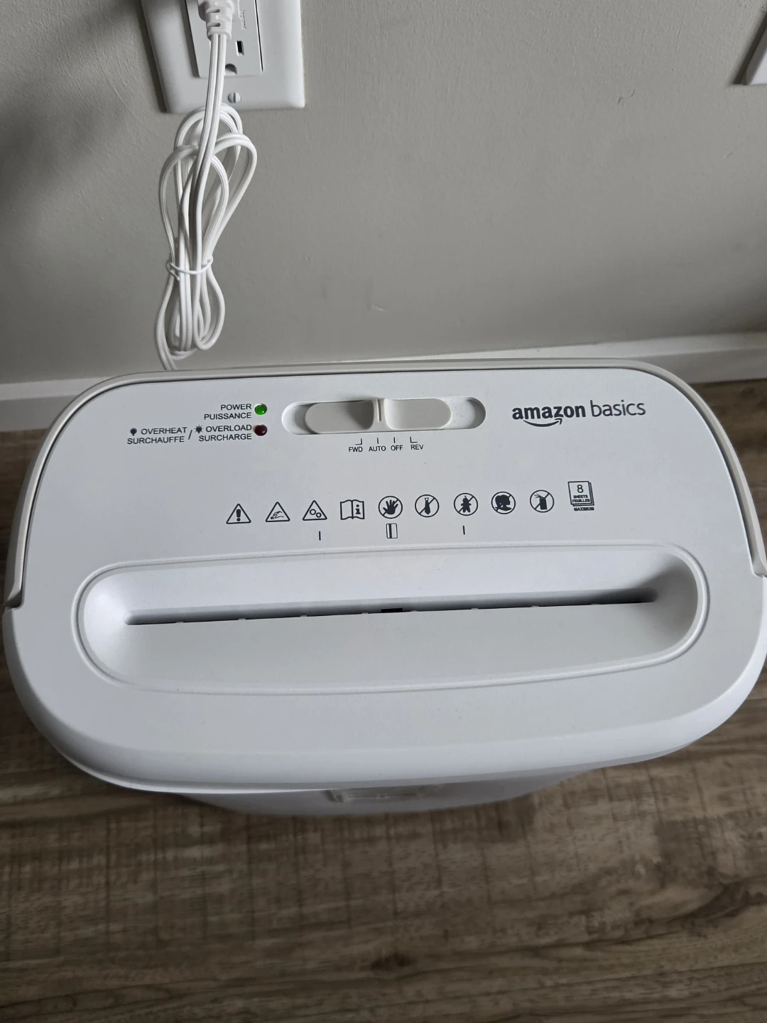 Amazon Basics Paper Shredder