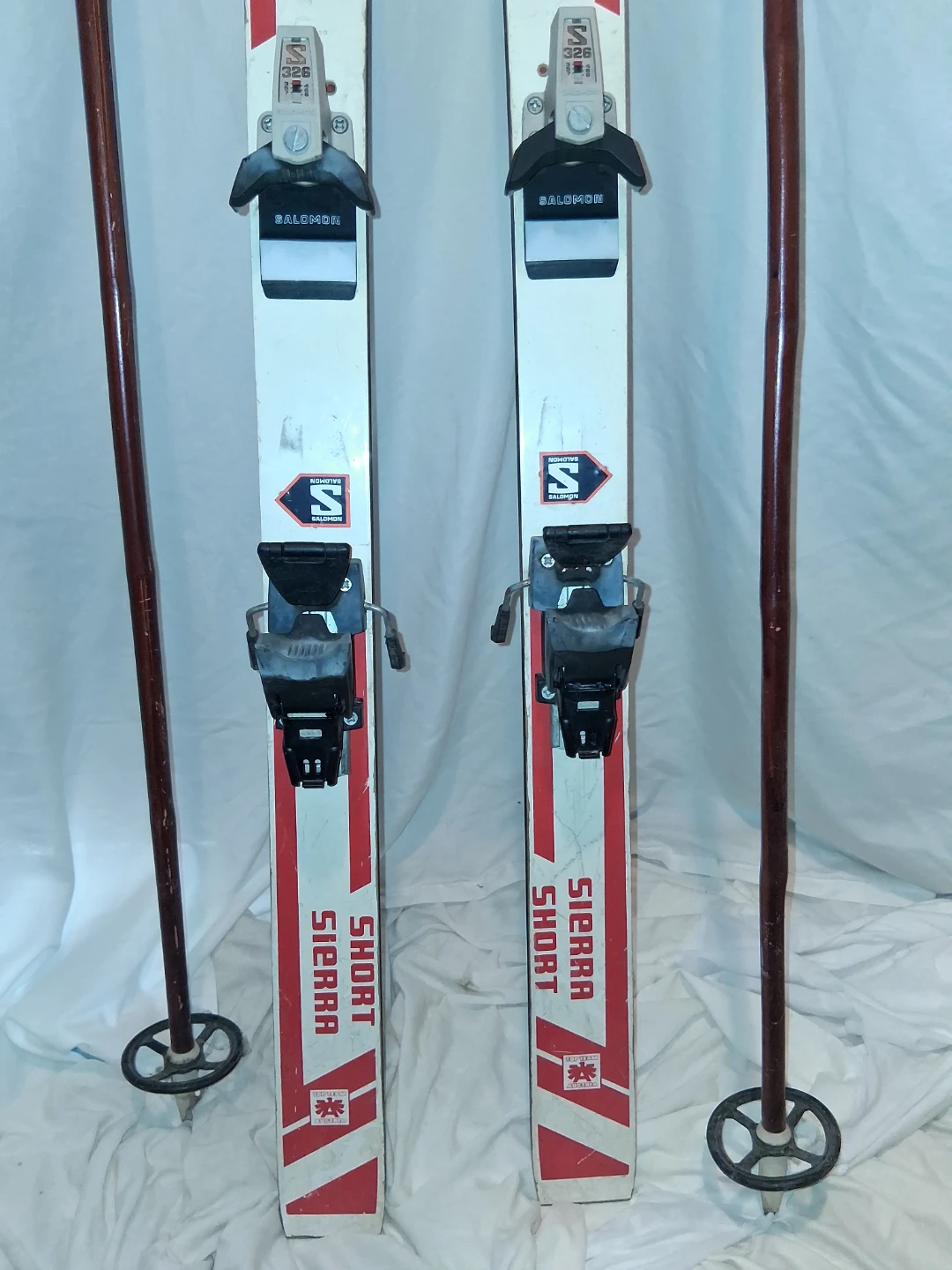 Kneissl Sierra Short Skis with Salomon Bindings and Poles - photo 3