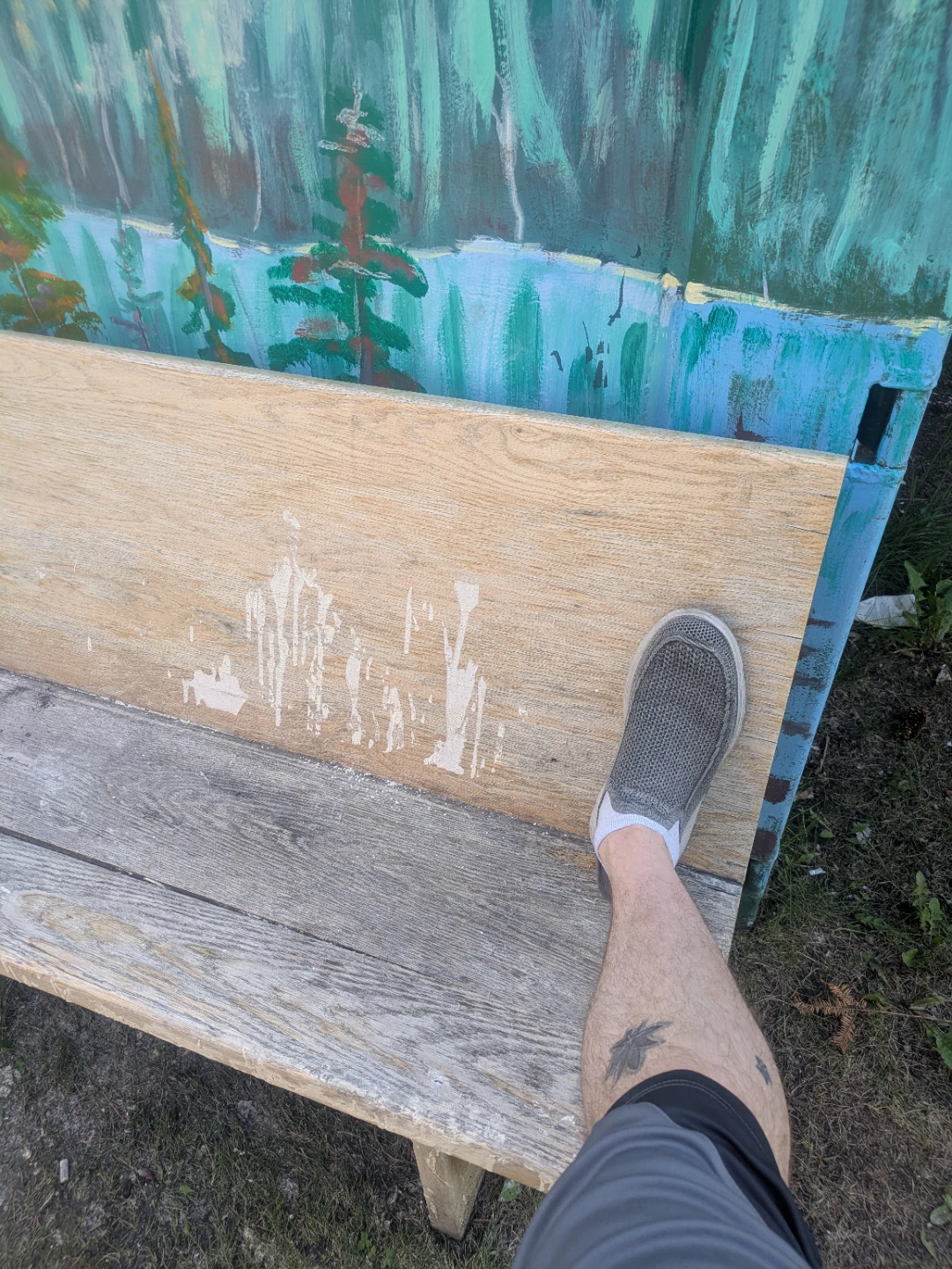 Old church pews. 1'x 16'  planks. Best offer. Pick up NW calgary