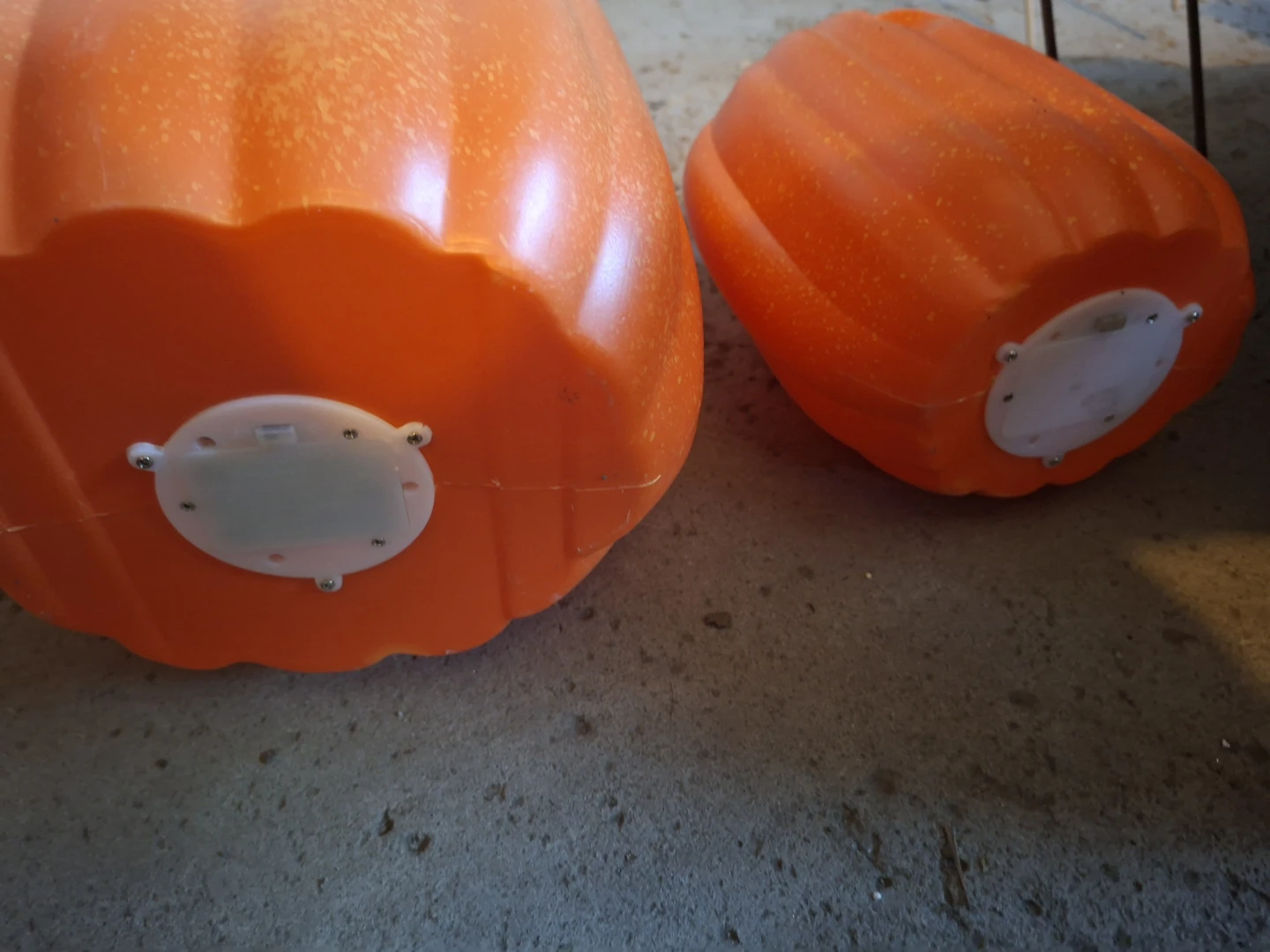 Set of 2 Light-Up Halloween Pumpkins - photo 5