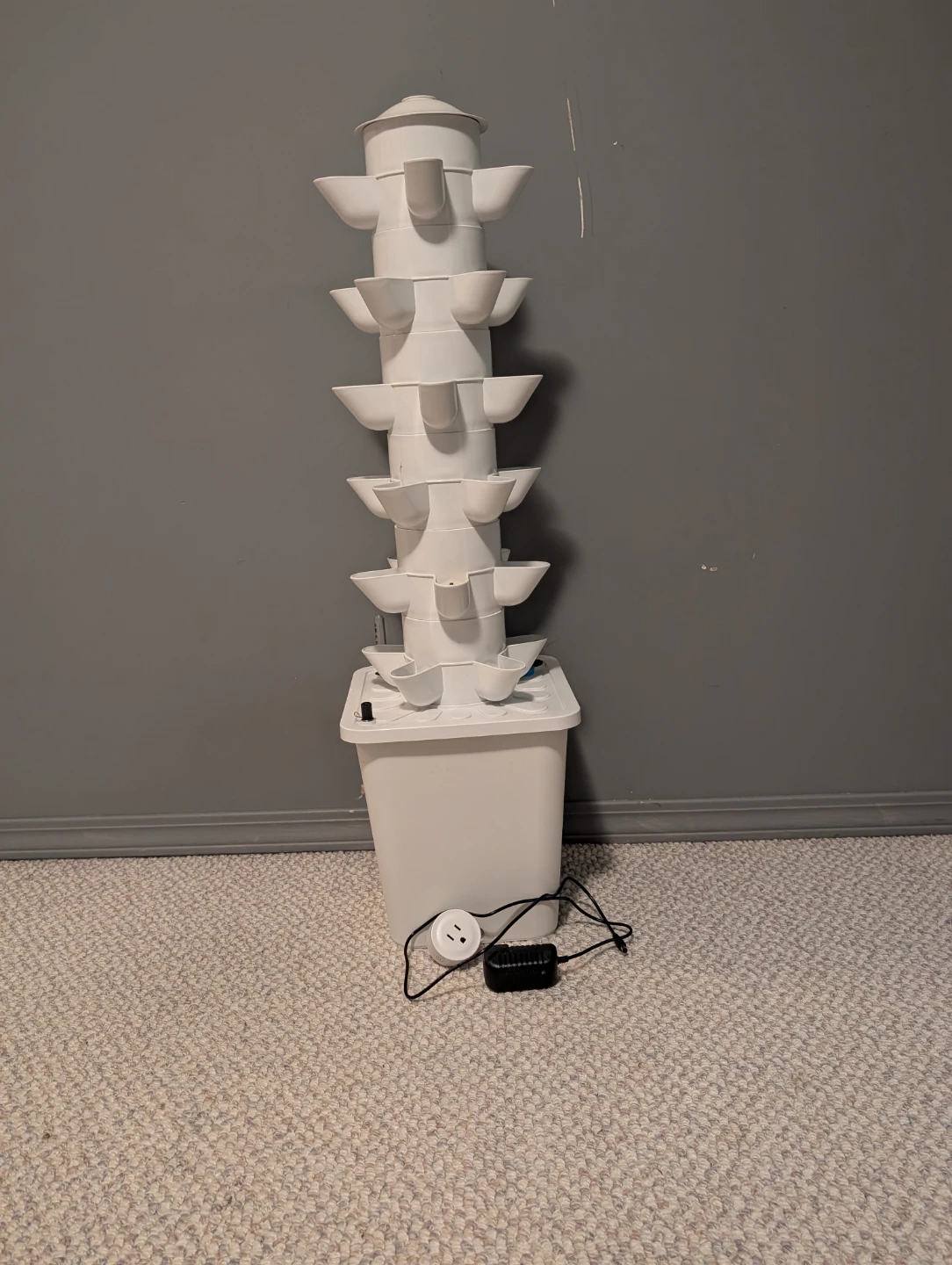 White Vertical Hydroponic Garden Tower - photo 3