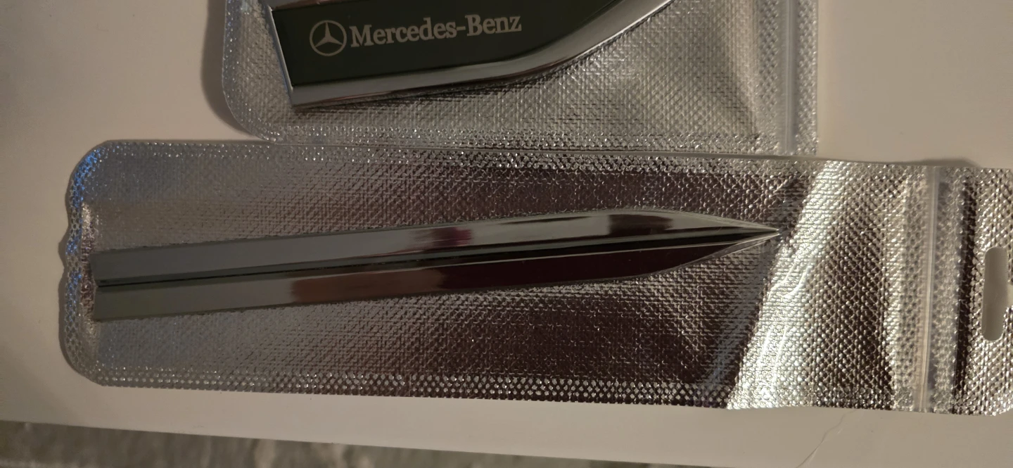 Mercedes-Benz Chrome Trim Emblems - photo 3