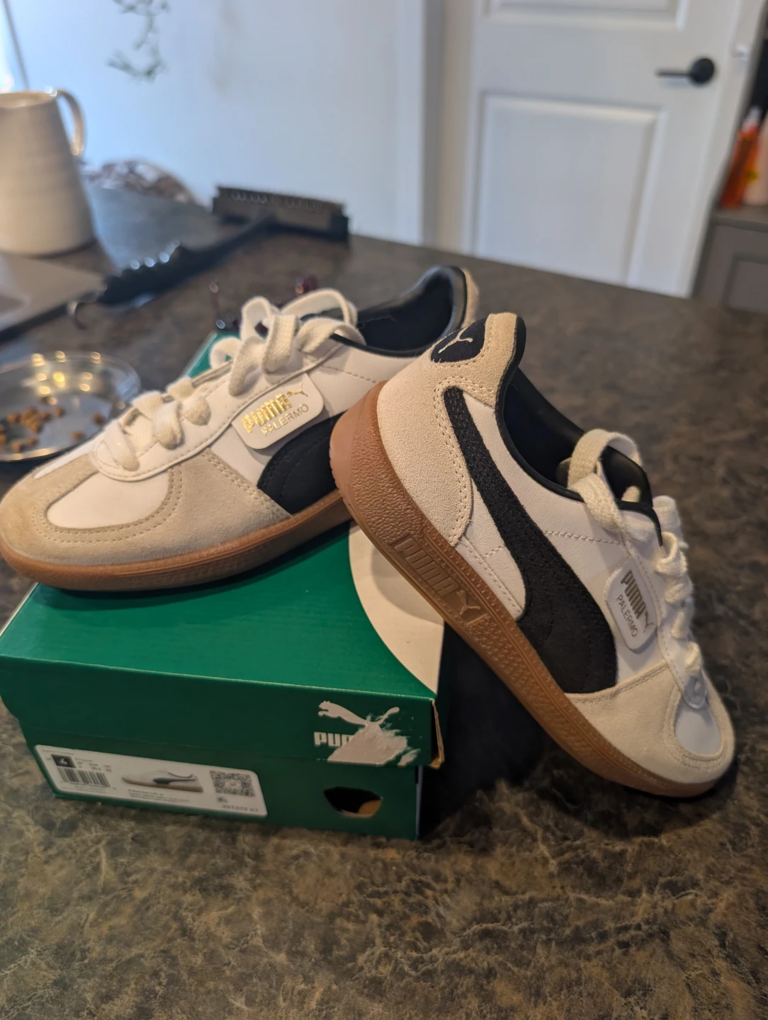 Puma Palermo LTH Jr White/Gray-Gum Sneakers Size 4 US