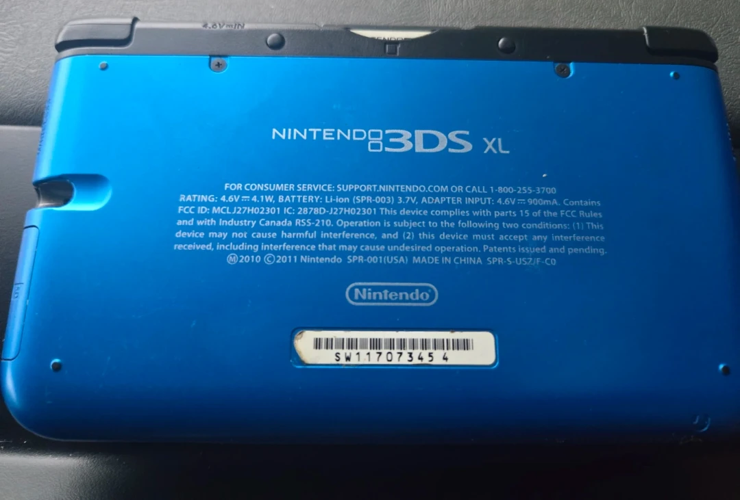 Nintendo 3DS XL Blue - photo 3