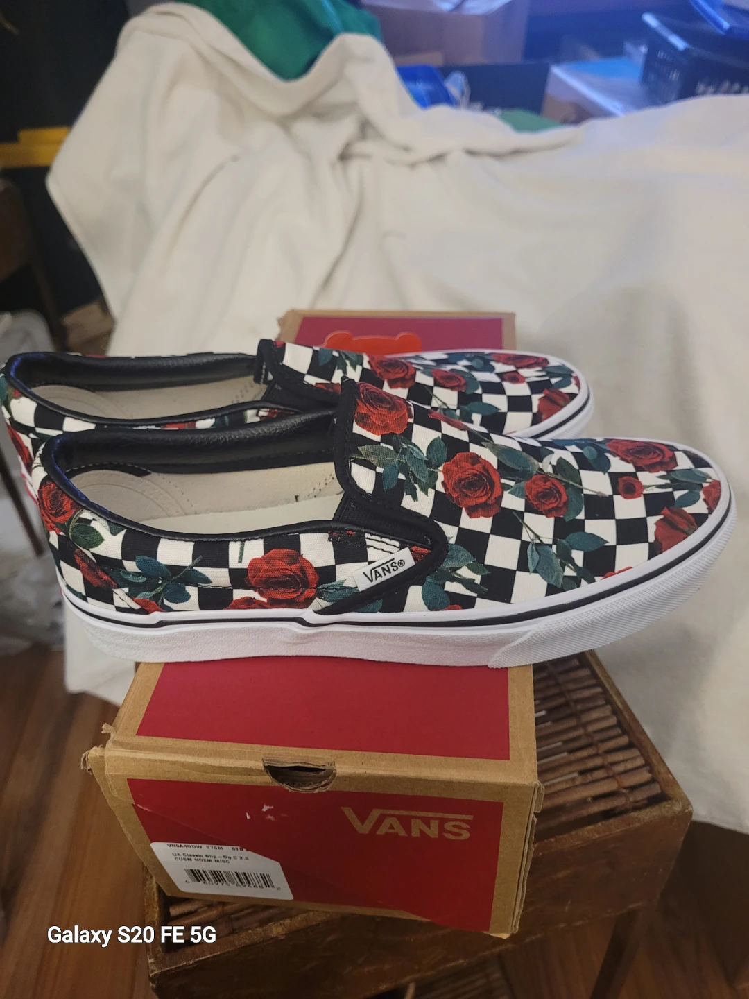Vans Classic Slip-On Rose Checkerboard Shoes - photo 2