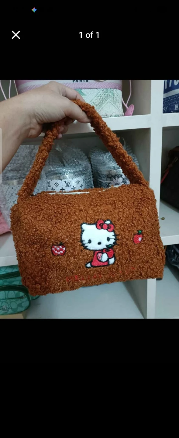 Hello Kitty Fuzzy Handbag