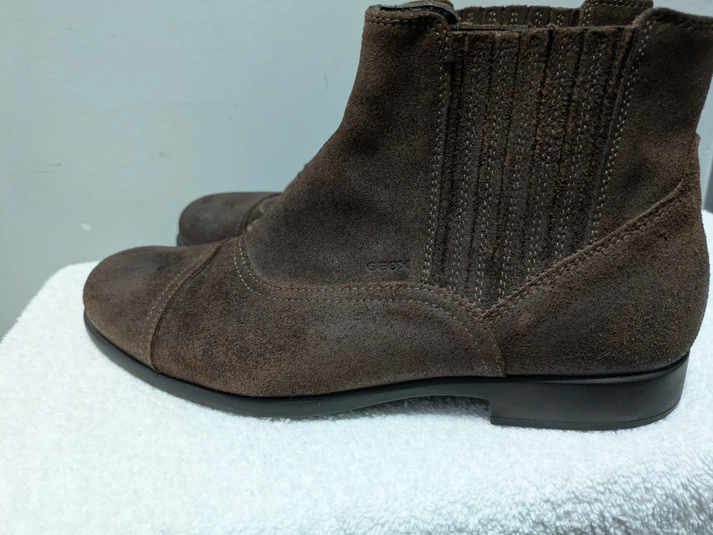 GEOX Brown Suede Chelsea Boots - photo 4