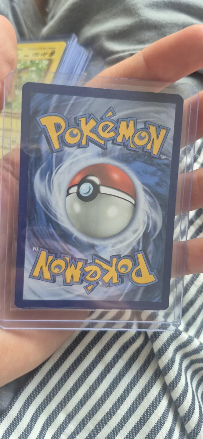 Pokemon holo Pikachu Card - photo 2