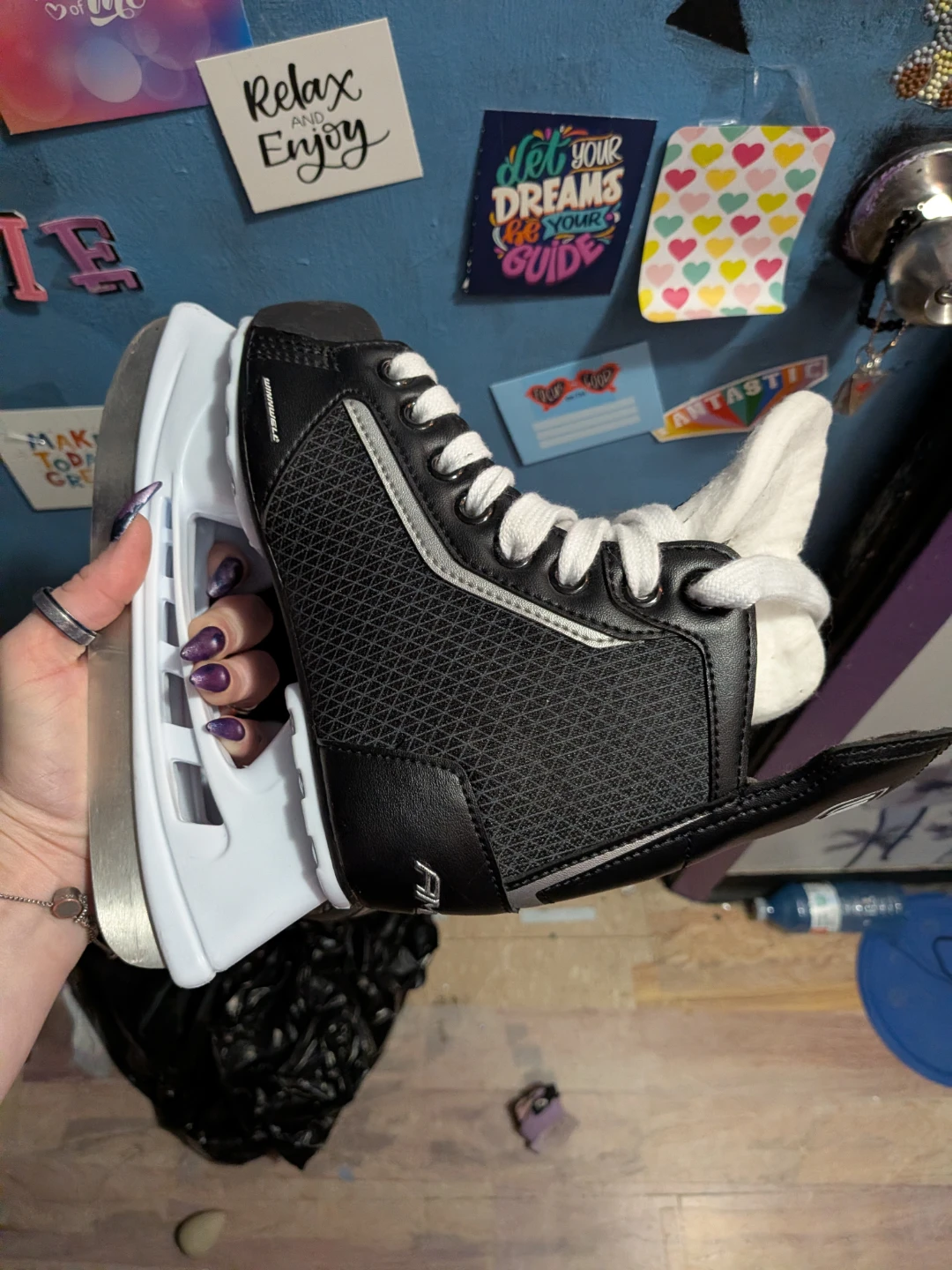 Winnwell AMP 300 Ice Skates