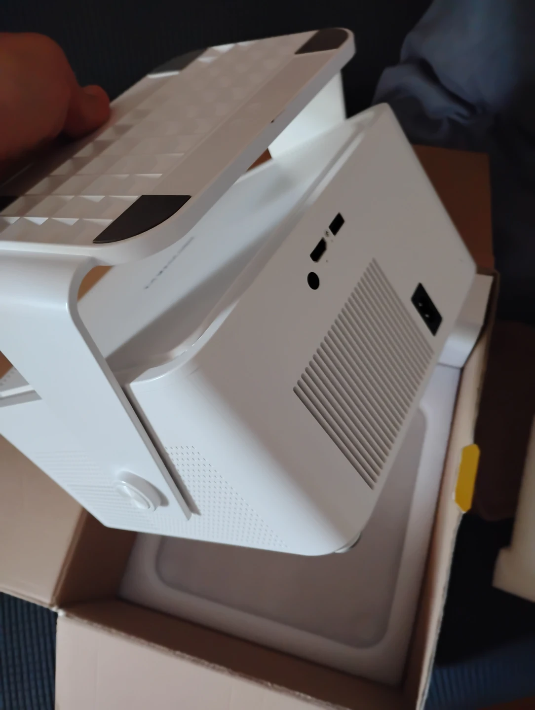Magcubic  Smart Projector - photo 2
