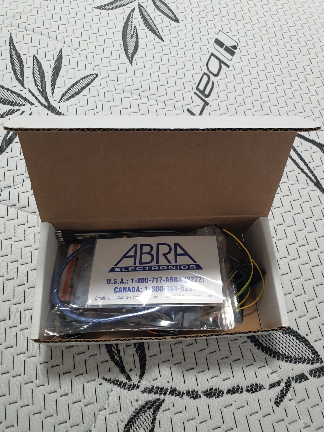 *NEW UNOPENED* Arduino Uno R3 Starter kit Everything included