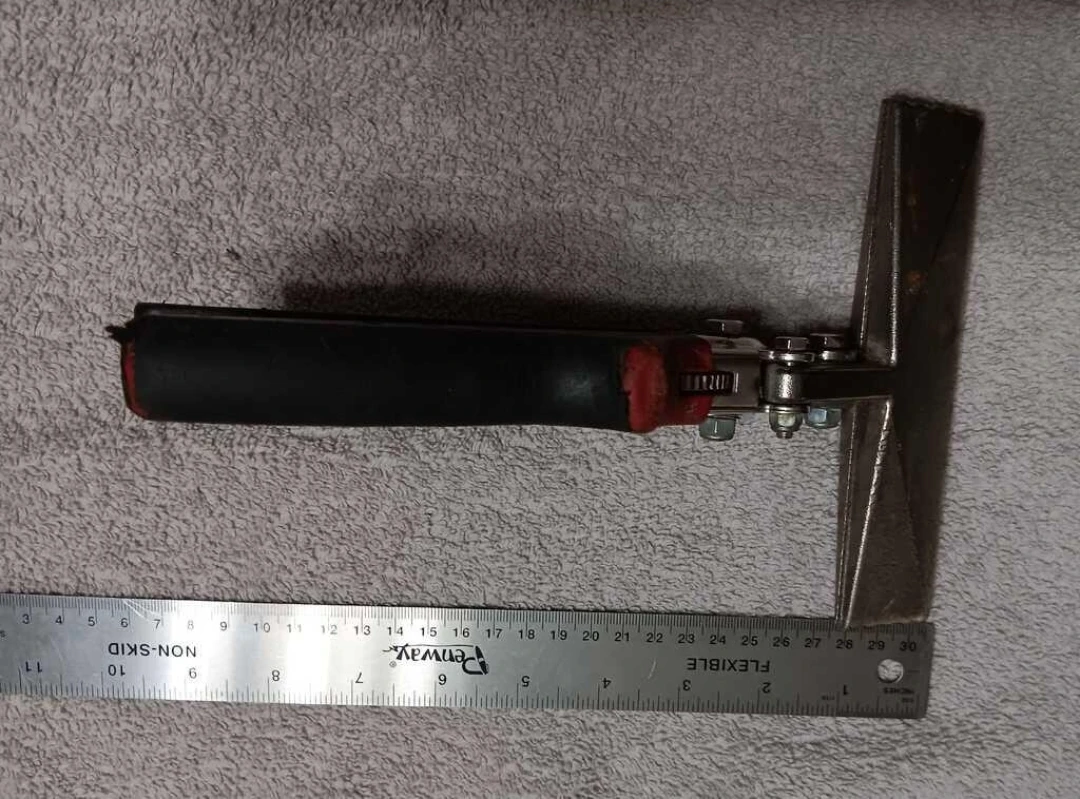 Malco brand Sheet Metal hand seem plier Tool - photo 2