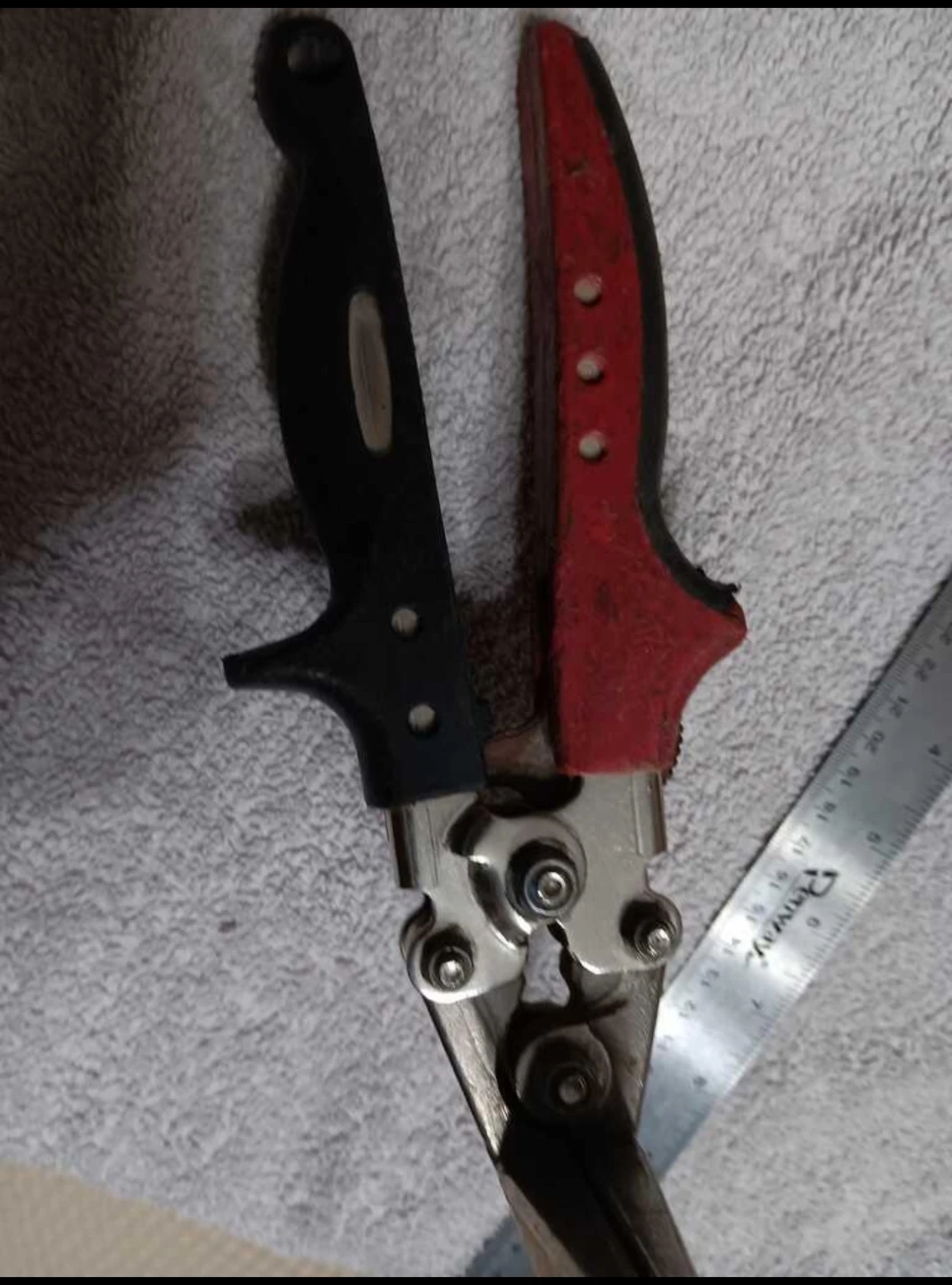 Malco brand Sheet Metal hand seem plier Tool - photo 4