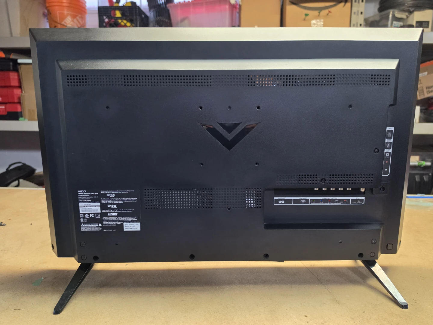 Vizio D2FH Television - photo 3