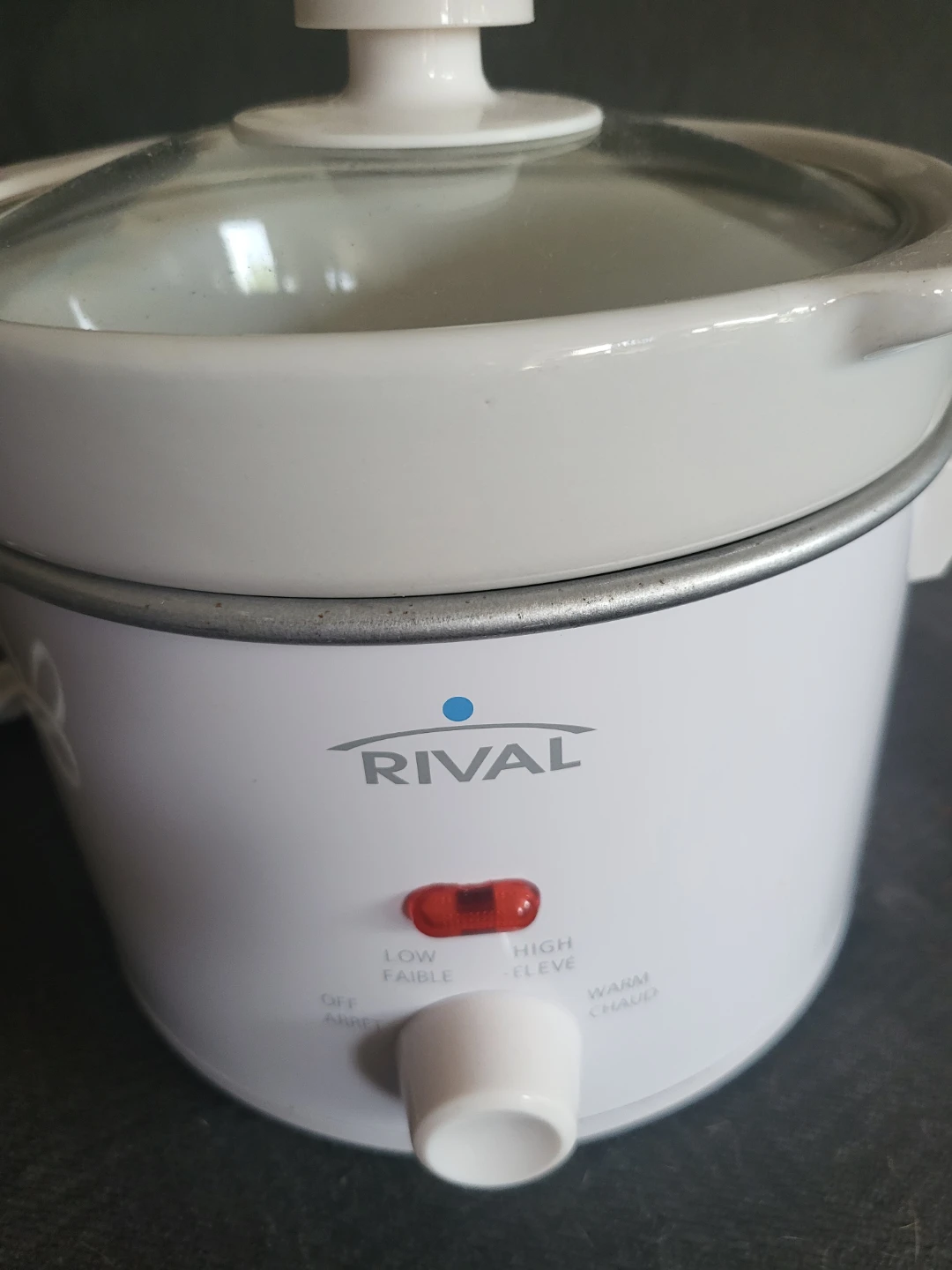 NEW COMPACT 1.9 LT CAPACITY slow cookerRival Slow Cooker