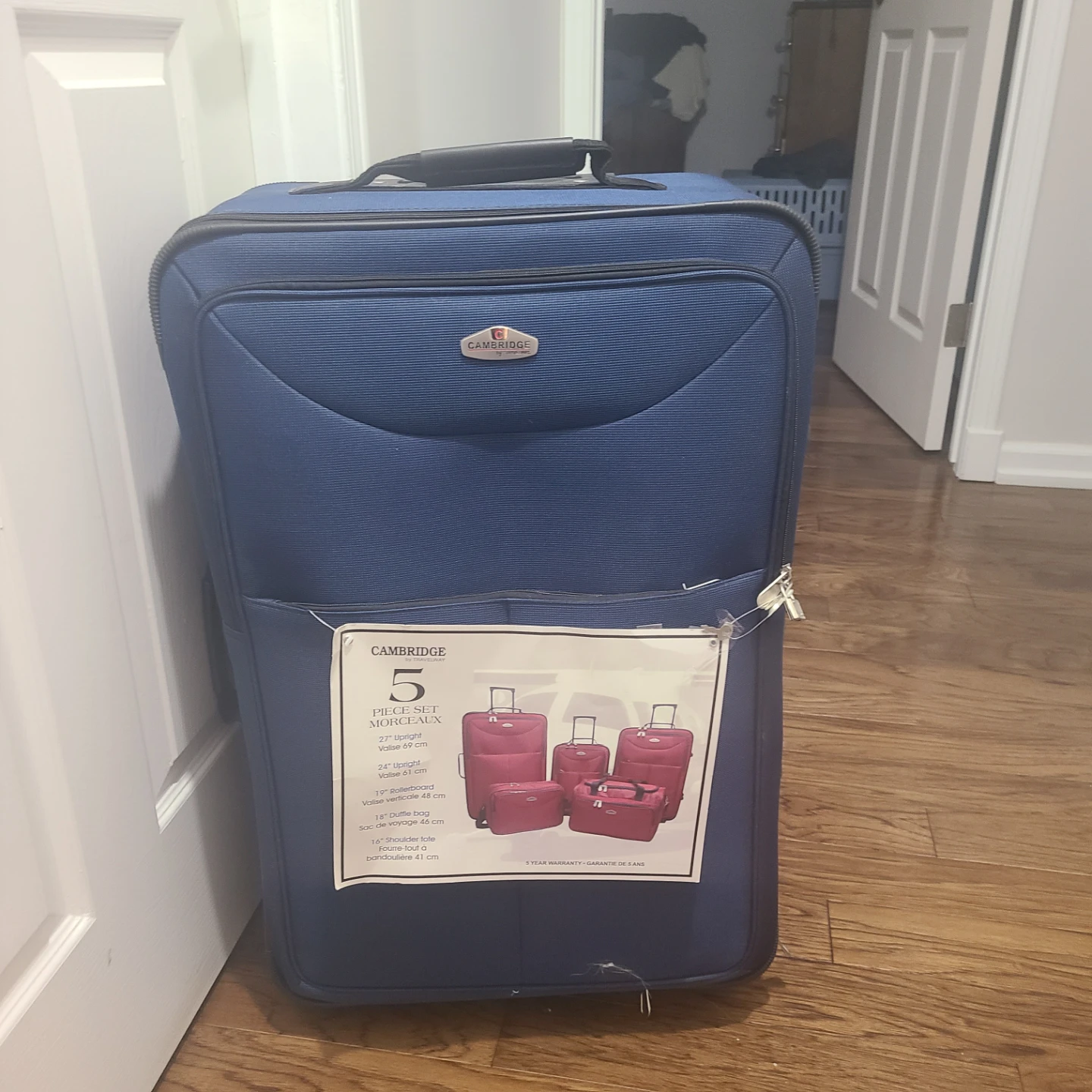 Luggage set