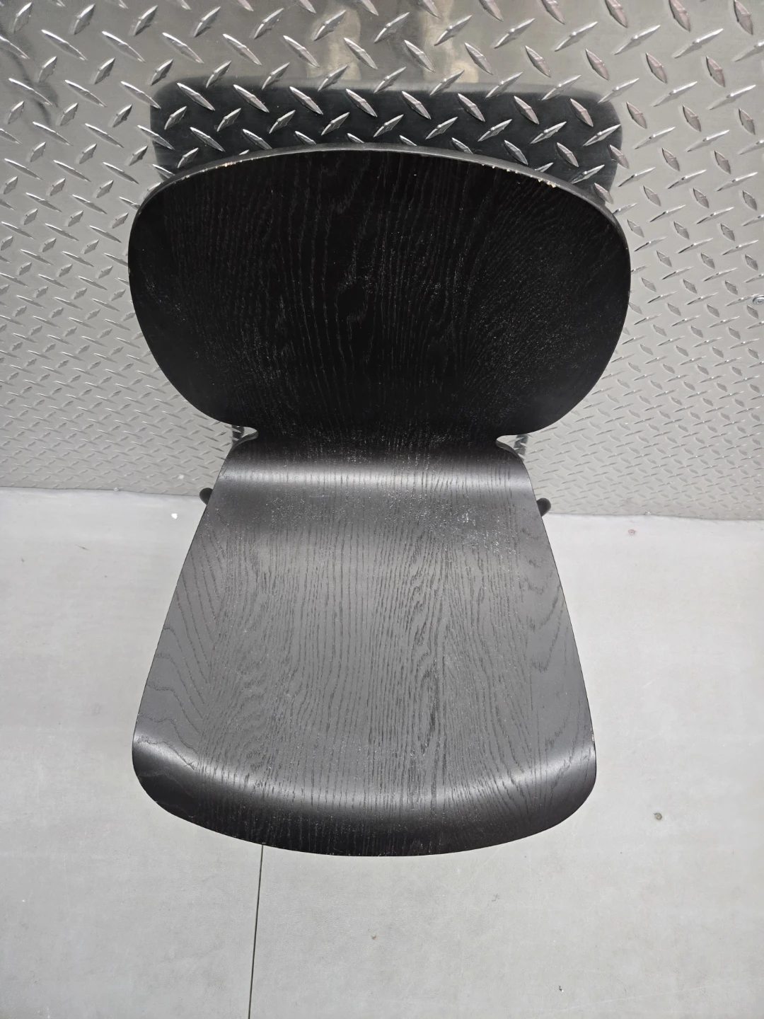 IKEA SVENBERTIL Curved Black Wood Accent Dining Chair - photo 4