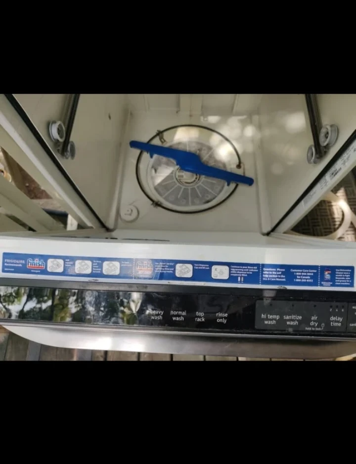 Frigidaire Dishwasher - photo 5
