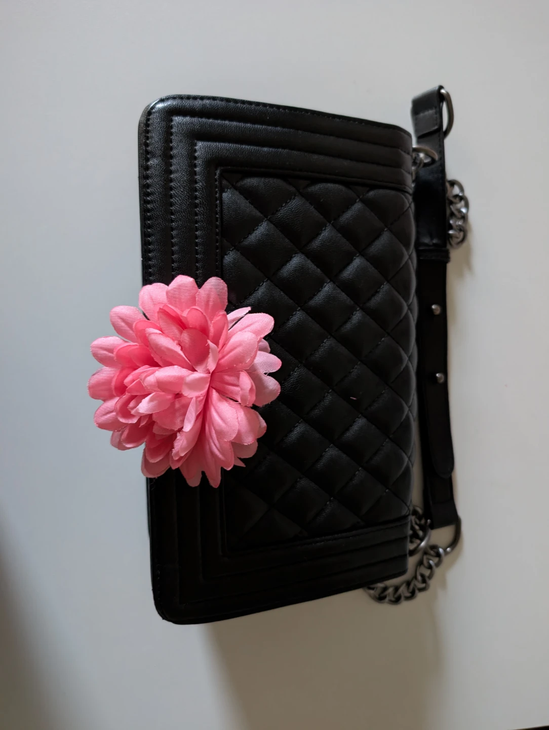 Black Quilted Handbag with Chain Strap