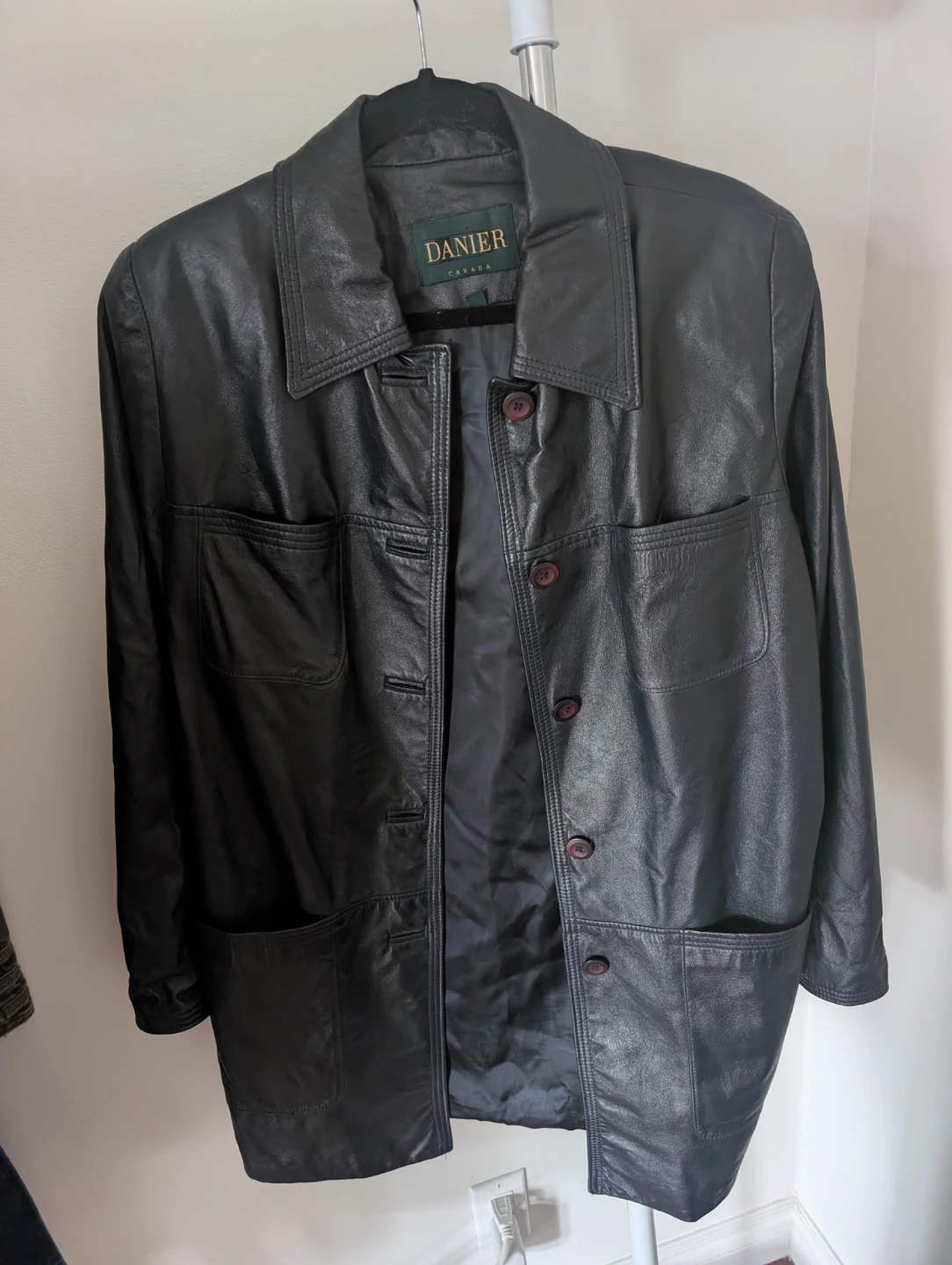D panahon's Genuine Leather Jacket