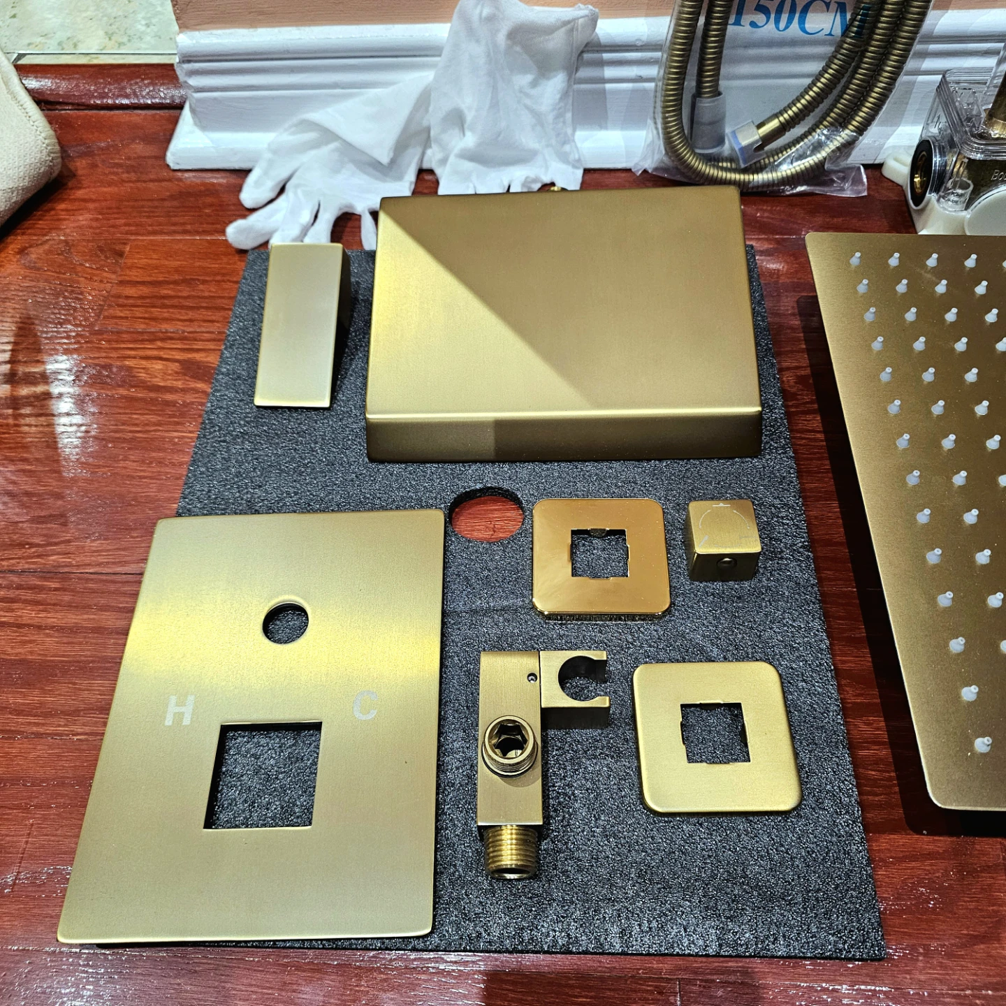 Jomeoo 12" Brushed Gold Shower System With Tub Spout - photo 4