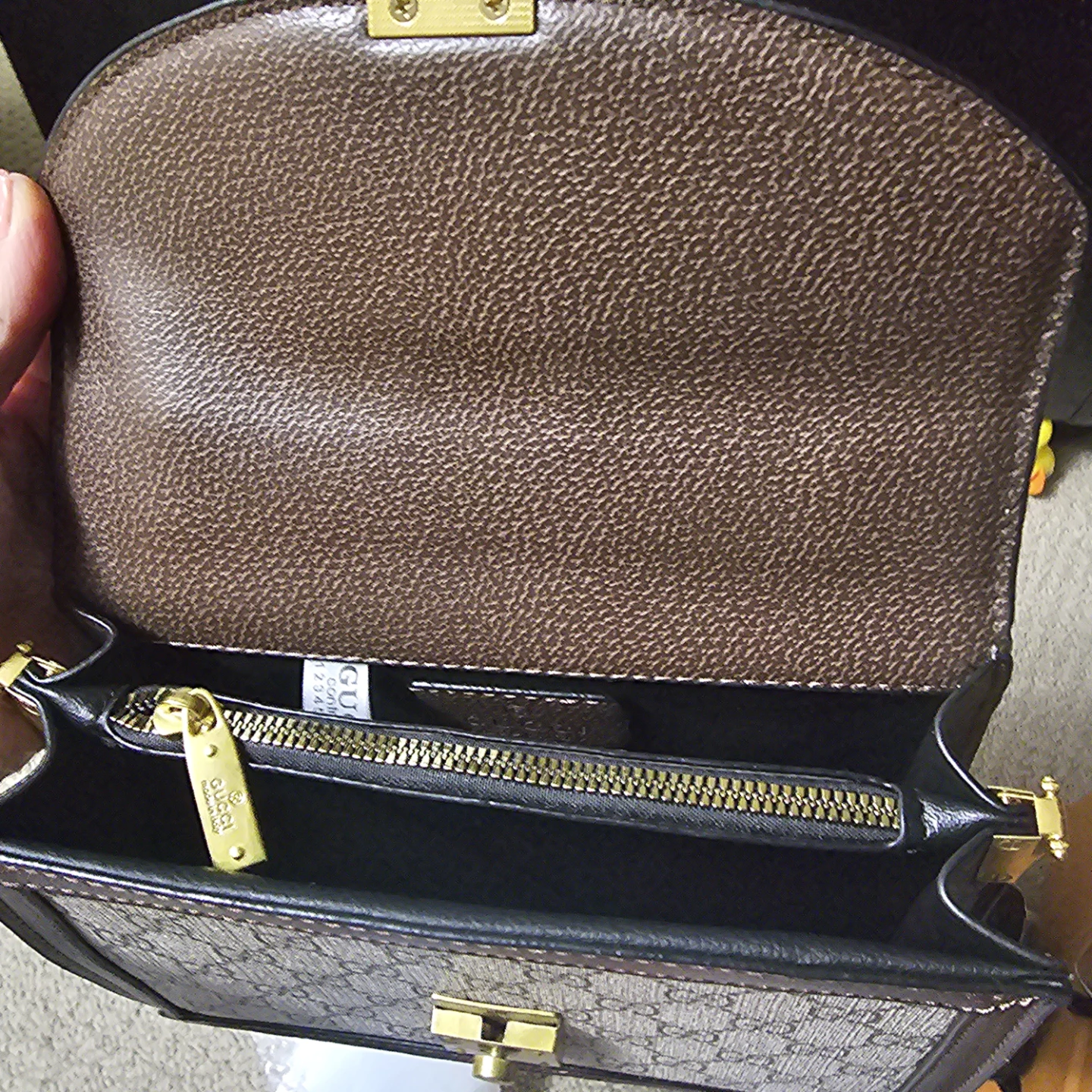 Gucci GG Supreme Canvas Mini Bag - photo 2