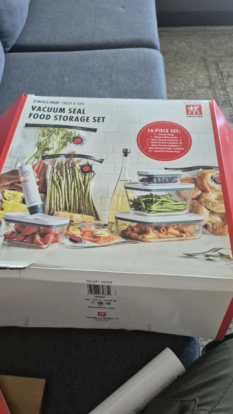Zwilling Fresh & Save Vacuum Seal Food Storage Set (16-Piece)