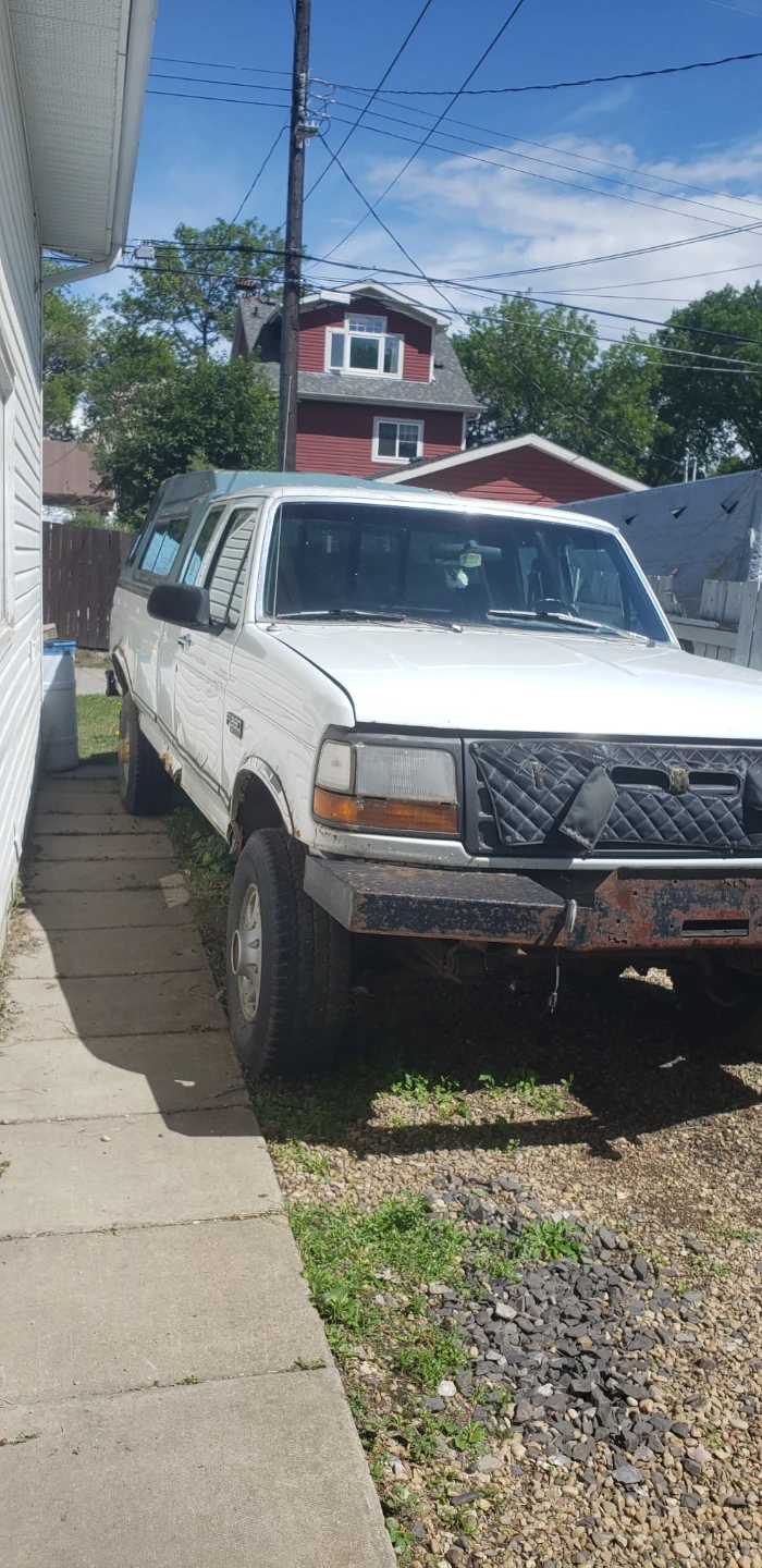 1995 Ford F250 4x4 extended cab . $1250 0B0 - photo 2