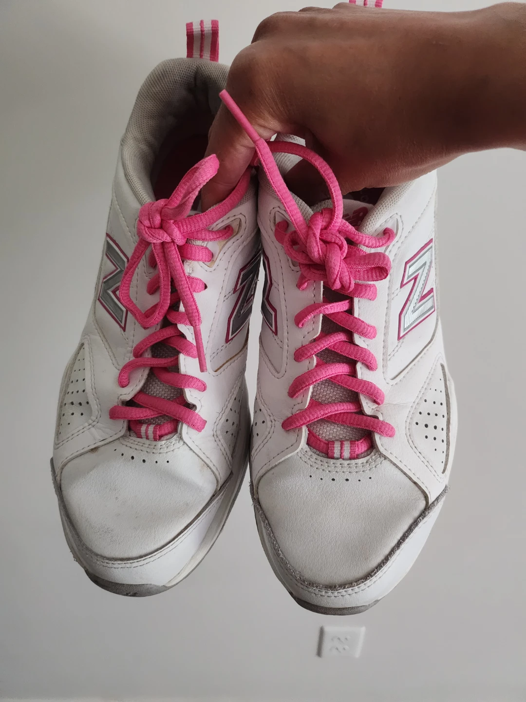 New Balance Women's White Pink Athletic Shoes - photo 2