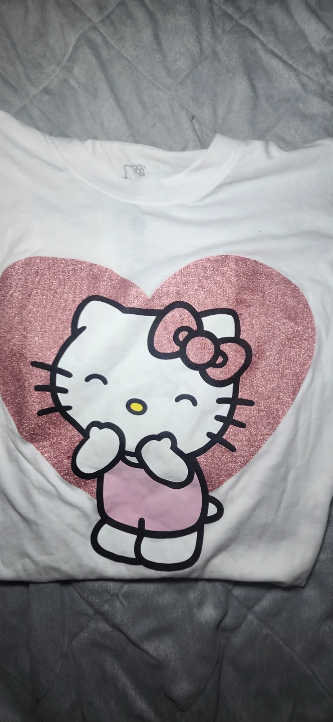 Betty Boop & Hello Kitty T-Shirt Bundle - photo 3