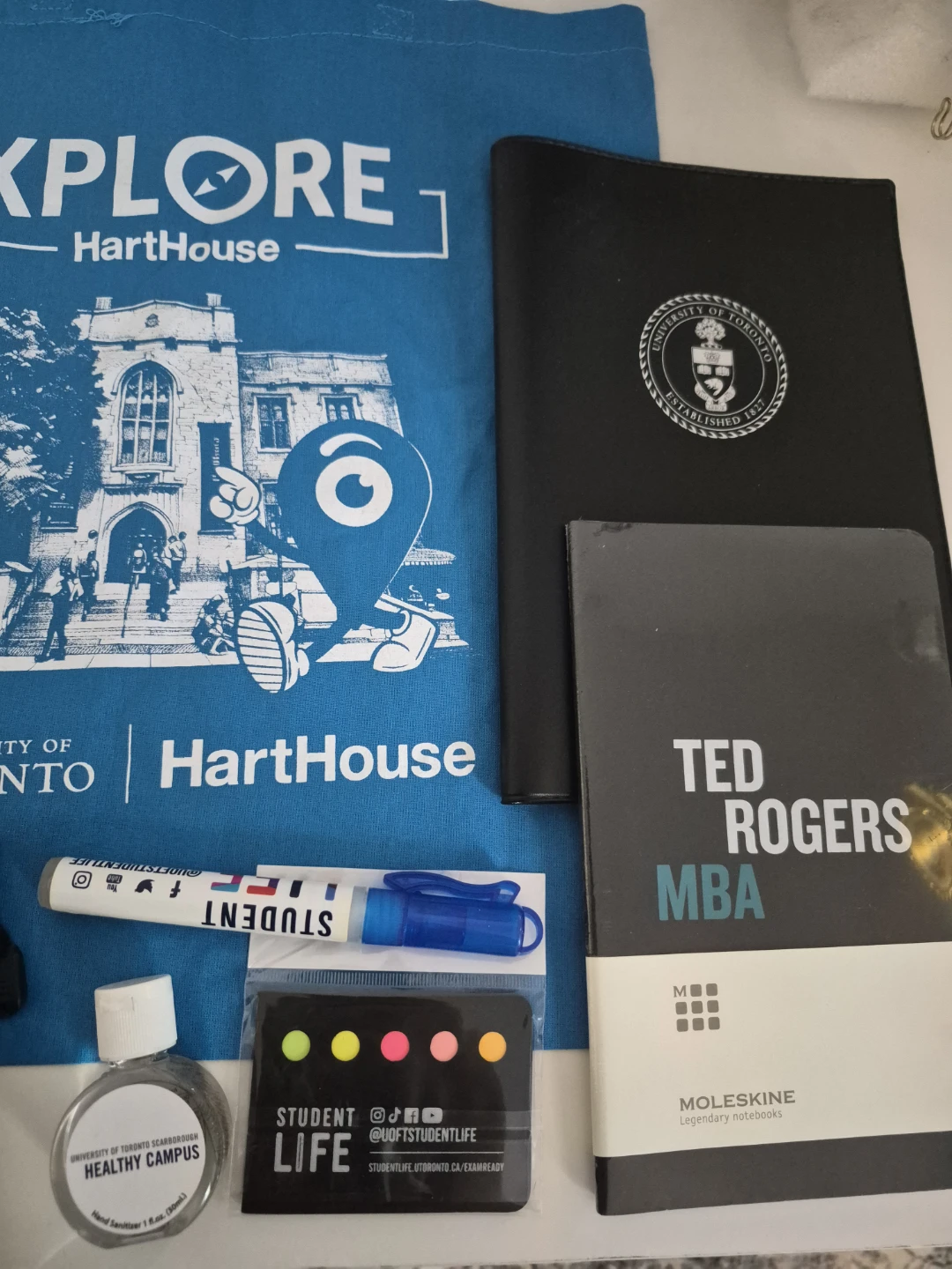 University of Toronto School Supplies Bundle - photo 2