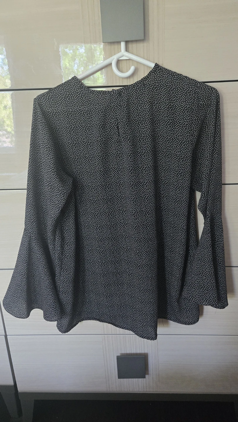 Limelight Women's Black Polka Dot Bell Sleeve Top - Size M - photo 4