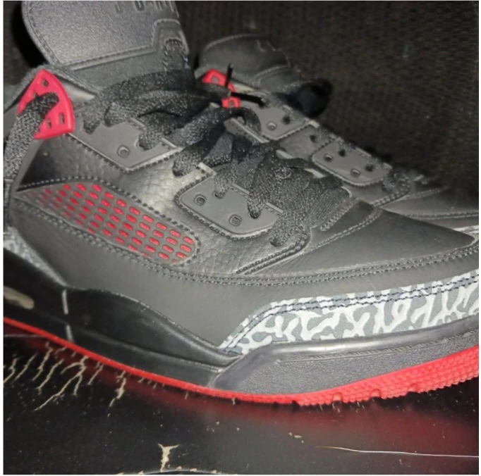 Air Jordan 3 Sneakers - photo 2