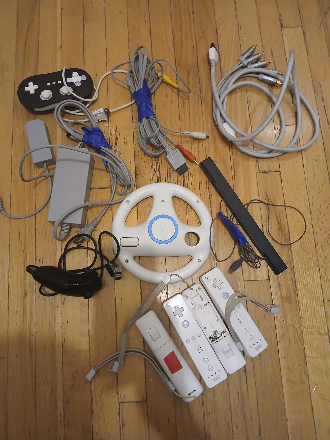 Nintendo Wii Accessories Bundle - photo 2